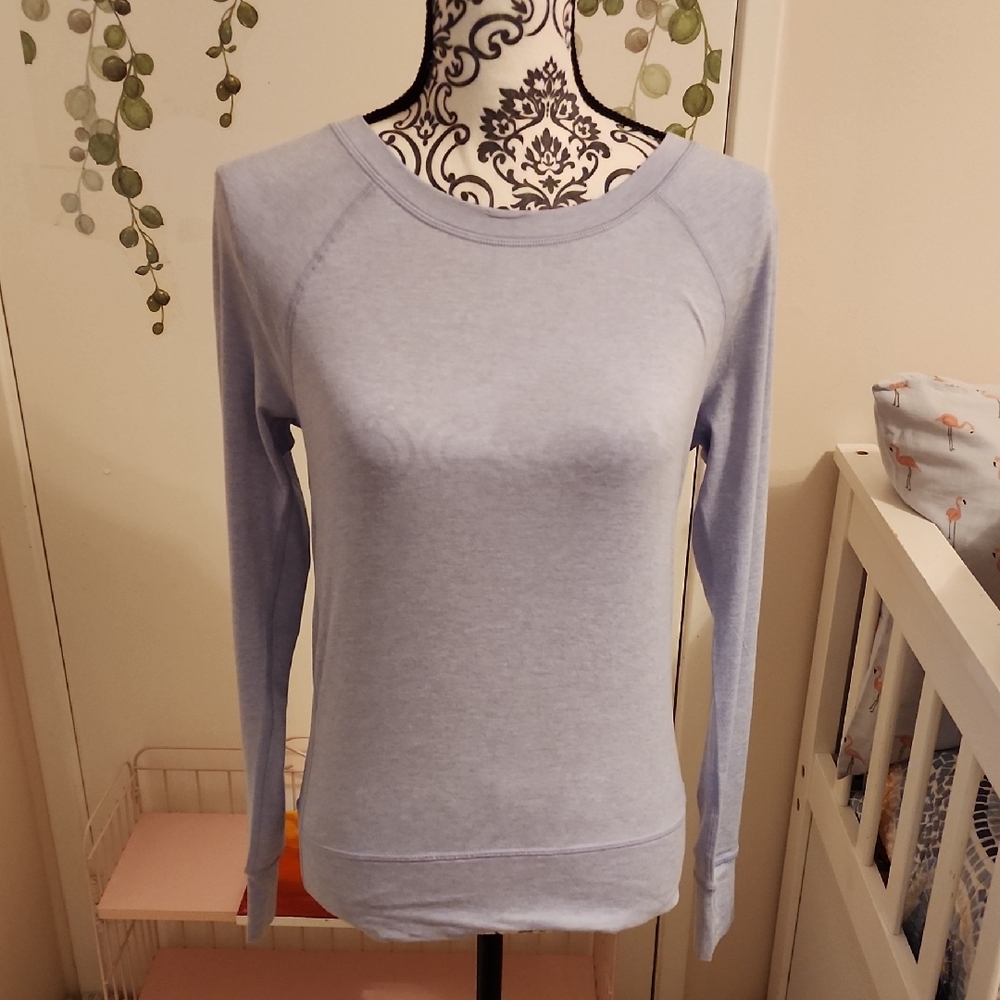 Yogalicious Women's Long Sleeve Top in Soft Lavender